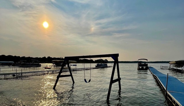 Indian Lake Escape - Pure Michigan Lakefront