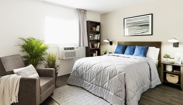 InTown Suites Extended Stay Indianapolis IN - Traders Point