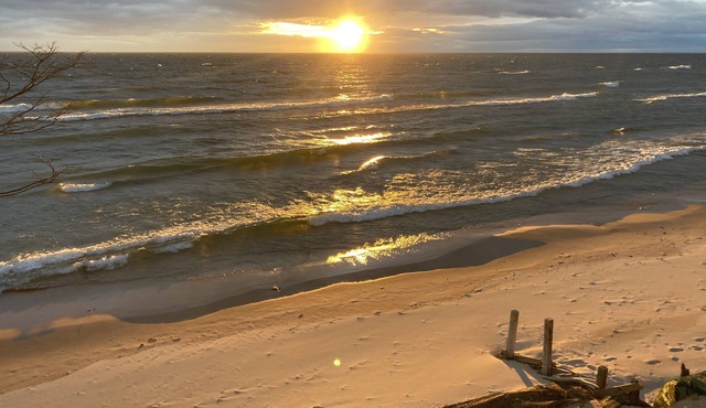 Lake Michigan Beach House with Private Hot Tub to get away from it all