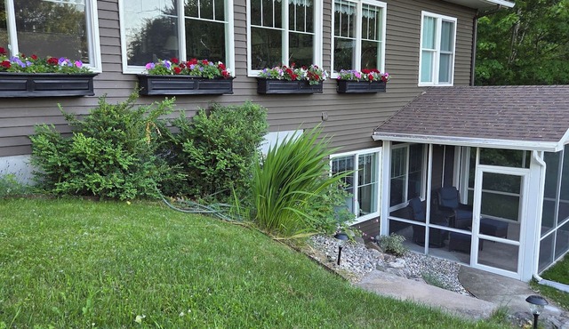 Lakeview Hideaway