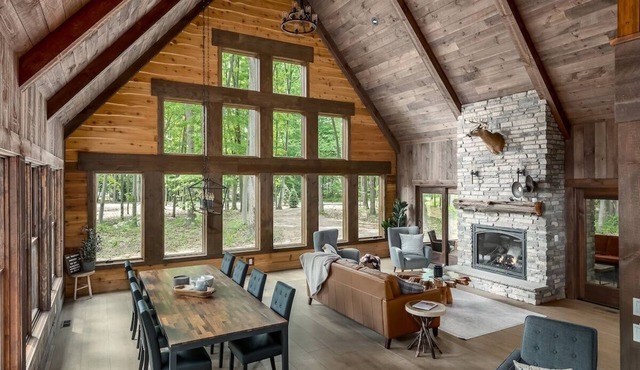 Lakewood Lux Property - Lakeshore Woods Lodge