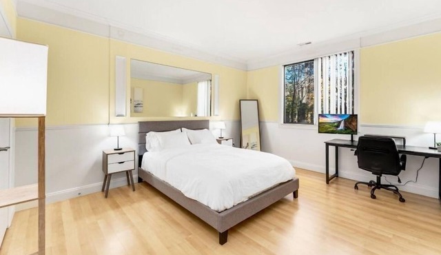 Luxury 2BD | DT Novi | 2 Beds | Free Parking