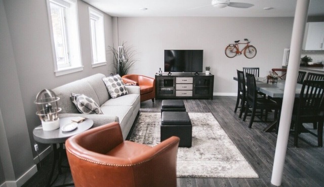Monogram Luxury Condo- Silver (Suite #1)