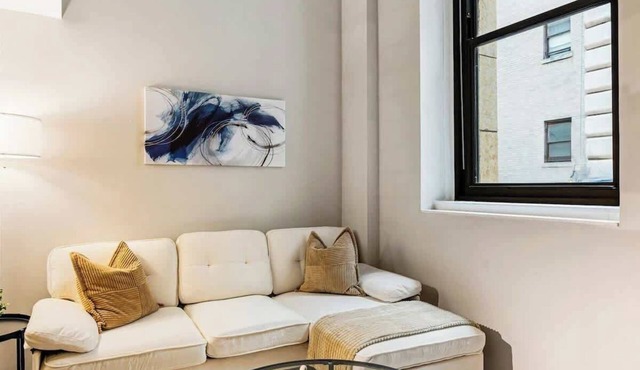 OTR Stadium Loft with Pool & Gym