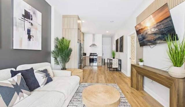 Peaceful Zen Flat | 2BR Oasis with Free Parking