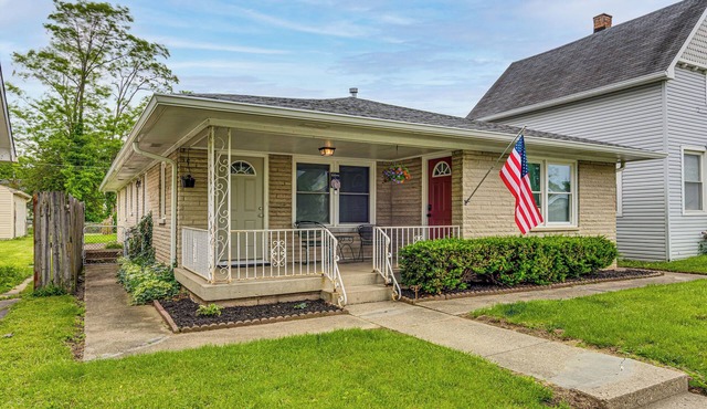 Pets Welcome! Walkable Beech Grove Haven Near Town