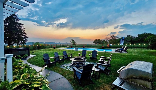 Private Pool | Dining for 12 | Hot Tub