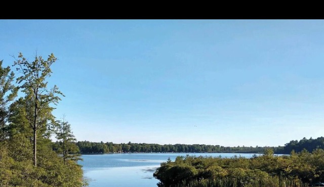 Private Waterfront, Pontoon Rental Available, Pet Friendly- Hot Tub in Lupton