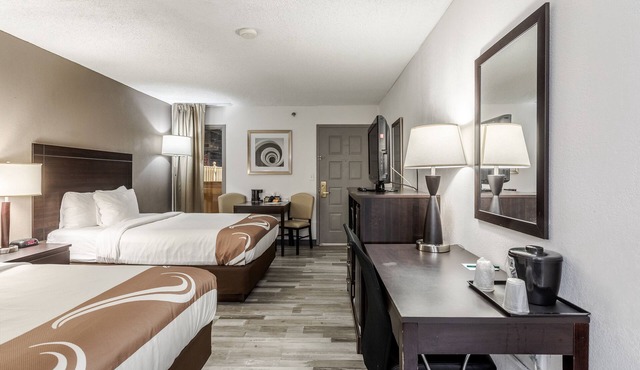 Quality Inn University
