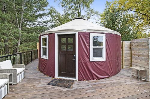 Secluded Glamping Yurt with Scenic Wilderness Views near Sears, Michigan