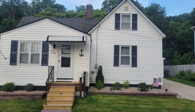 Short walking distance to EVERYTHING St. Joe has to offer.