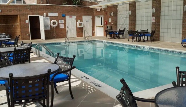 South Bend | Campus Crew Stay | Pool + Hot Tub | 2BR Condo