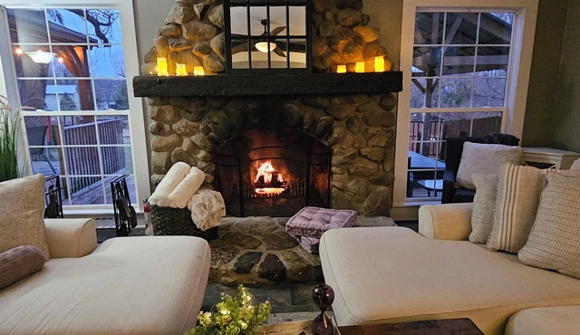 Spacious 5 bedroom Farmhouse Perfect for Family/Friend Reunions