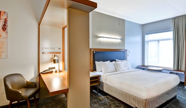 SpringHill Suites by Marriott Cincinnati Airport South