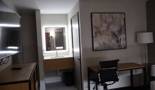 Studio 6 Suites