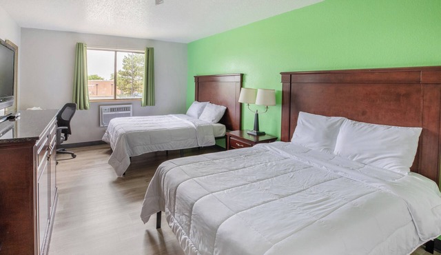Super Inn by OYO Lansing MI