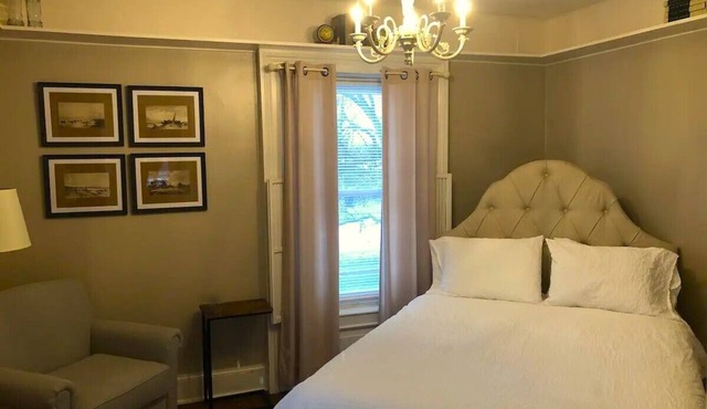 The Vine Bed & Breakfast LLC