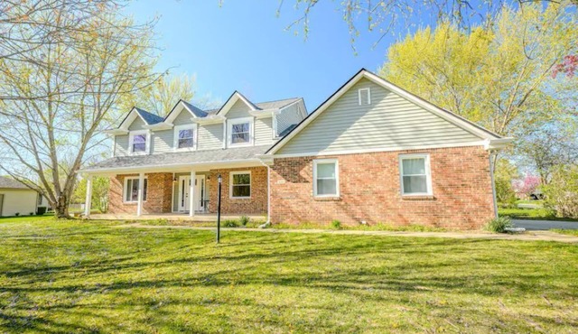The Westfield Retreat: Minutes to Grand Park