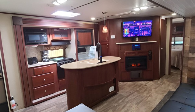 Unit #2 RV (Reggae Reef Villa)