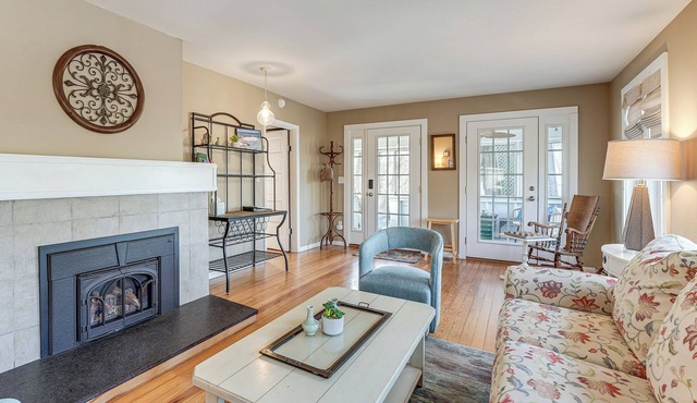 Walk to Beach! Serene Lake Michigan Home w/Deck