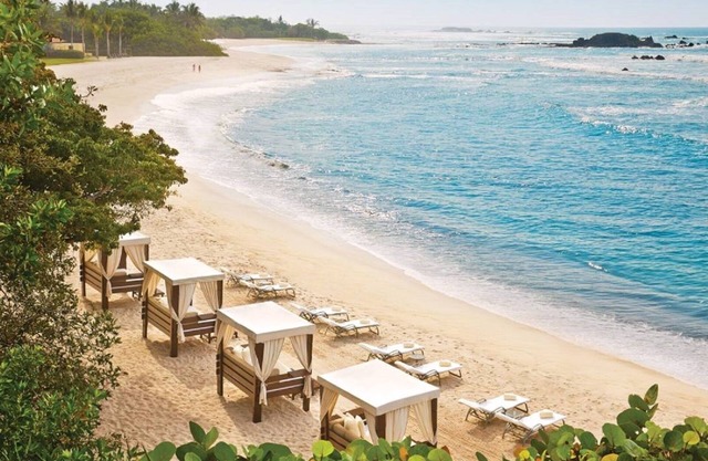 Seasons Resort Punta Mita 
