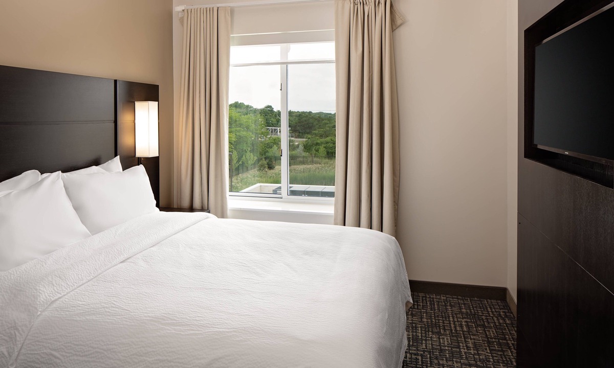 Farmington Hills Hotel | Residence Inn by Marriott Detroit Farmington Hills