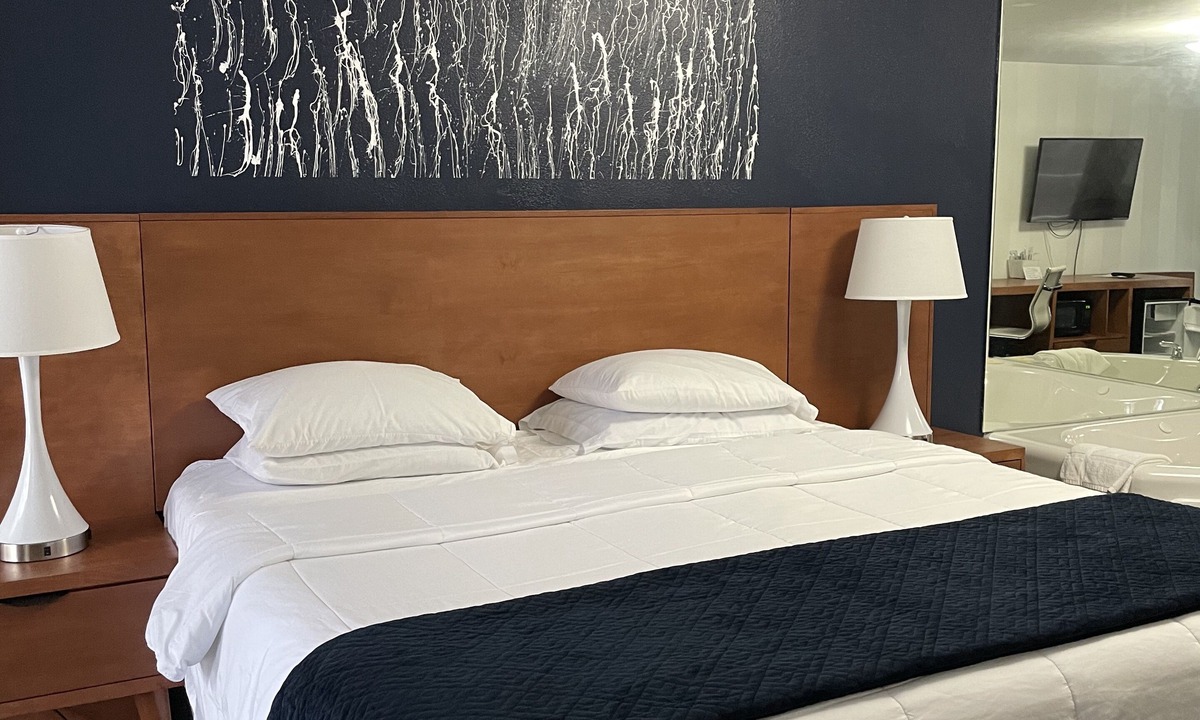 Saugatuck Hotel | Starlite Resort