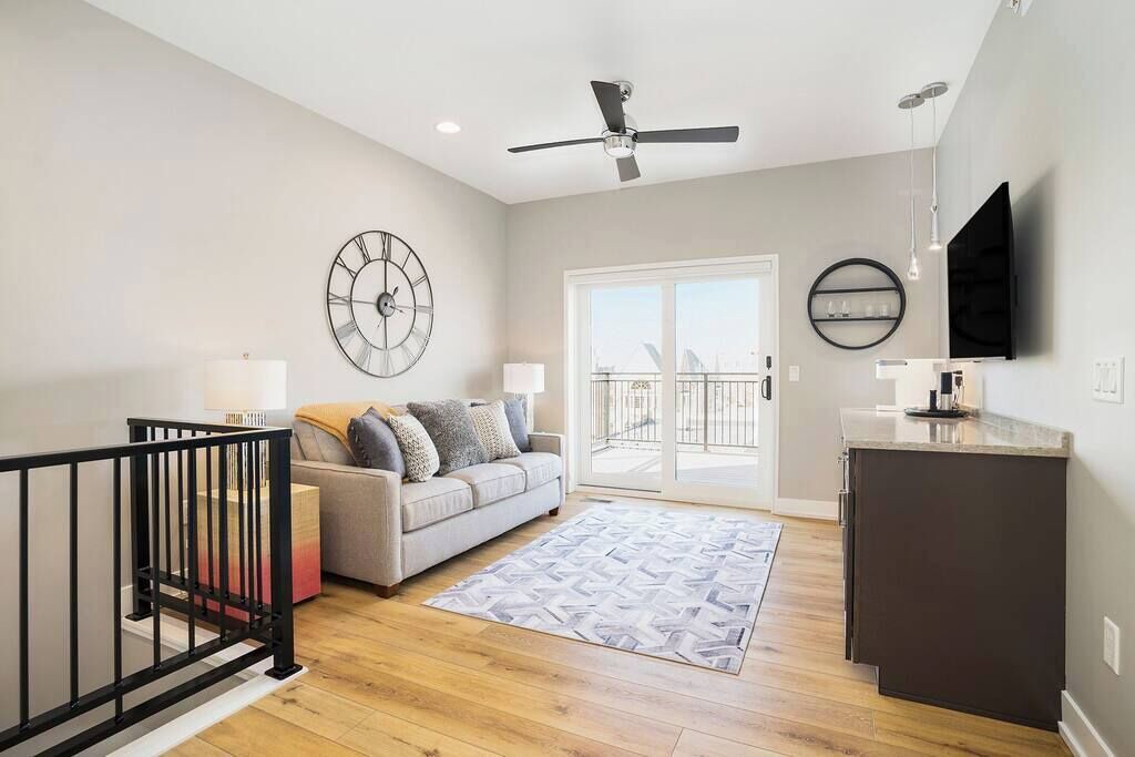 Holland Condo | The George and Evelyn on 8th, George 203