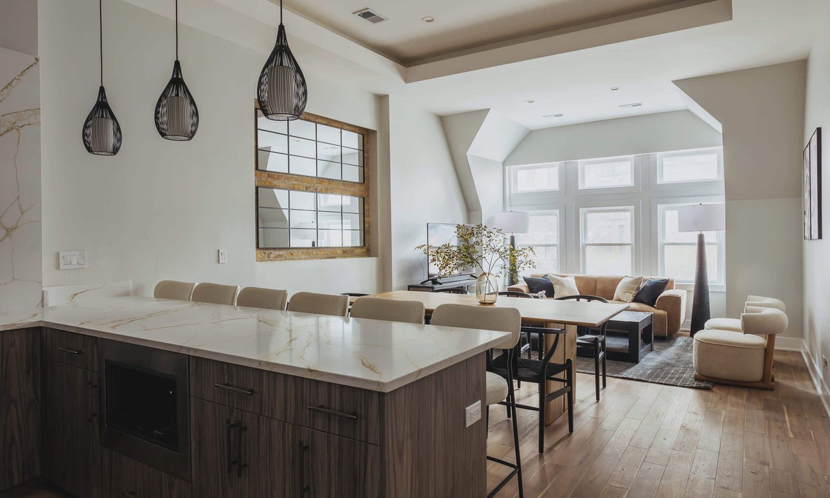 Gold Coast Apartment | Luxury Designer Penthouse|Private Deck|Gold Coast