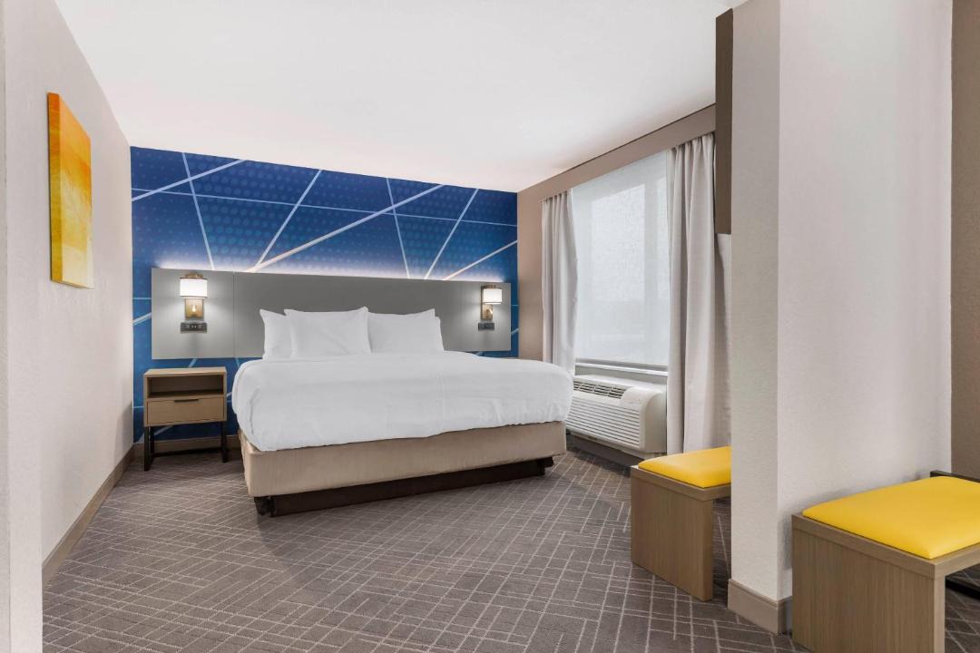 Watervliet Hotel | Comfort Inn & Suites