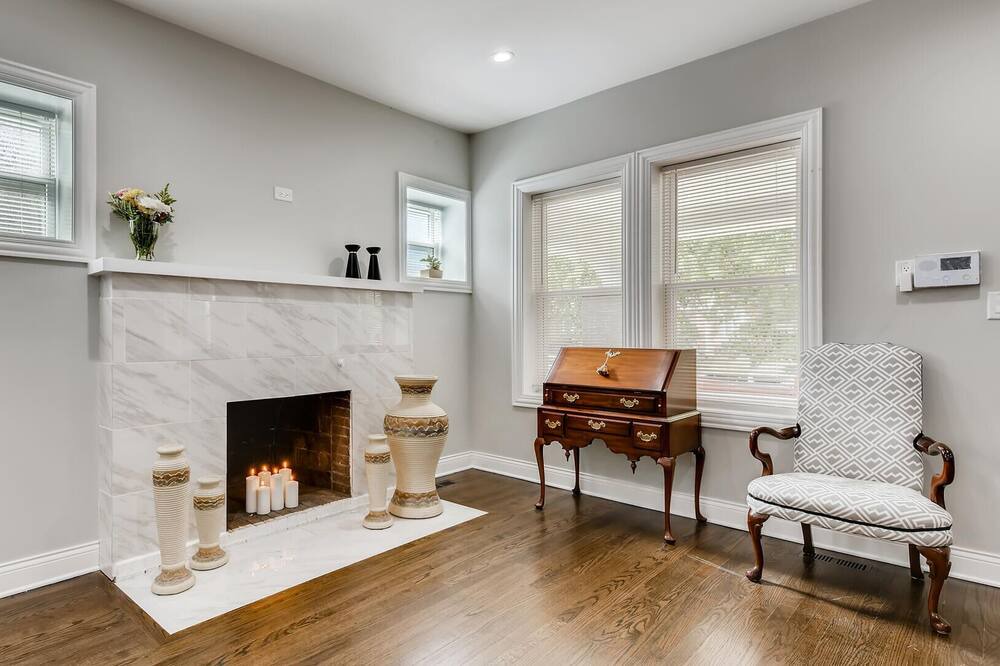 Photo of Livingroom in Roseland
