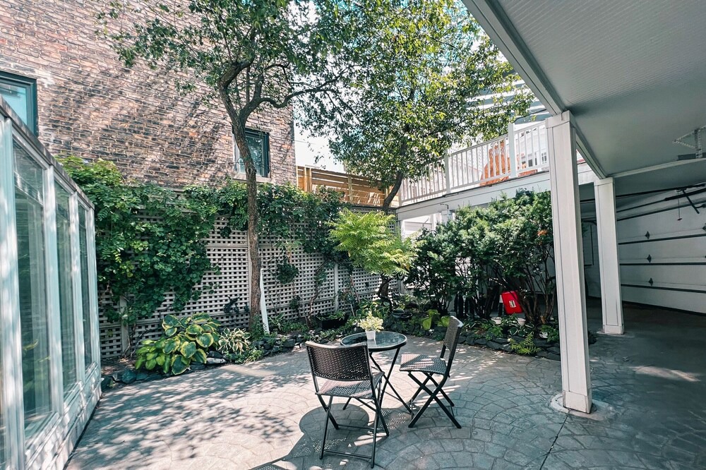 Photo of Outdoor in Lincoln Park