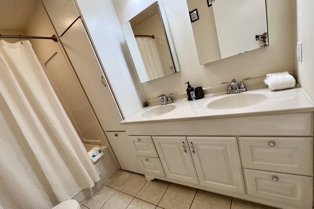 Photo of Bathroom in Three Oaks