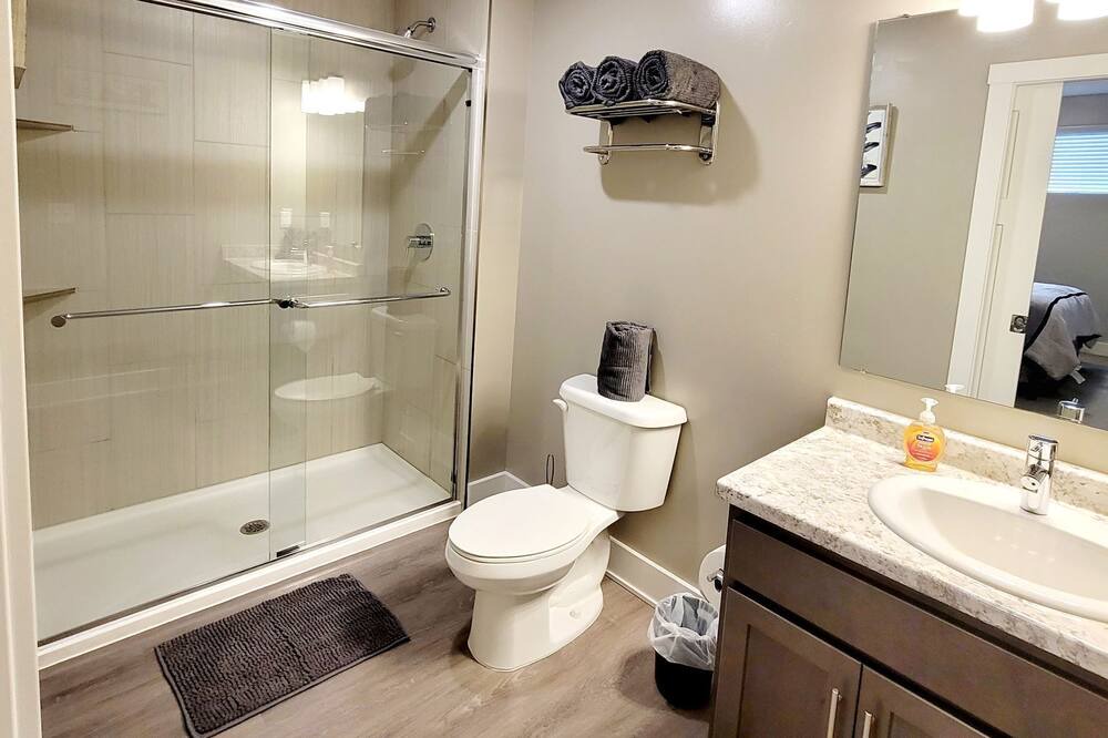 Photo of Bathroom in Medical Mile