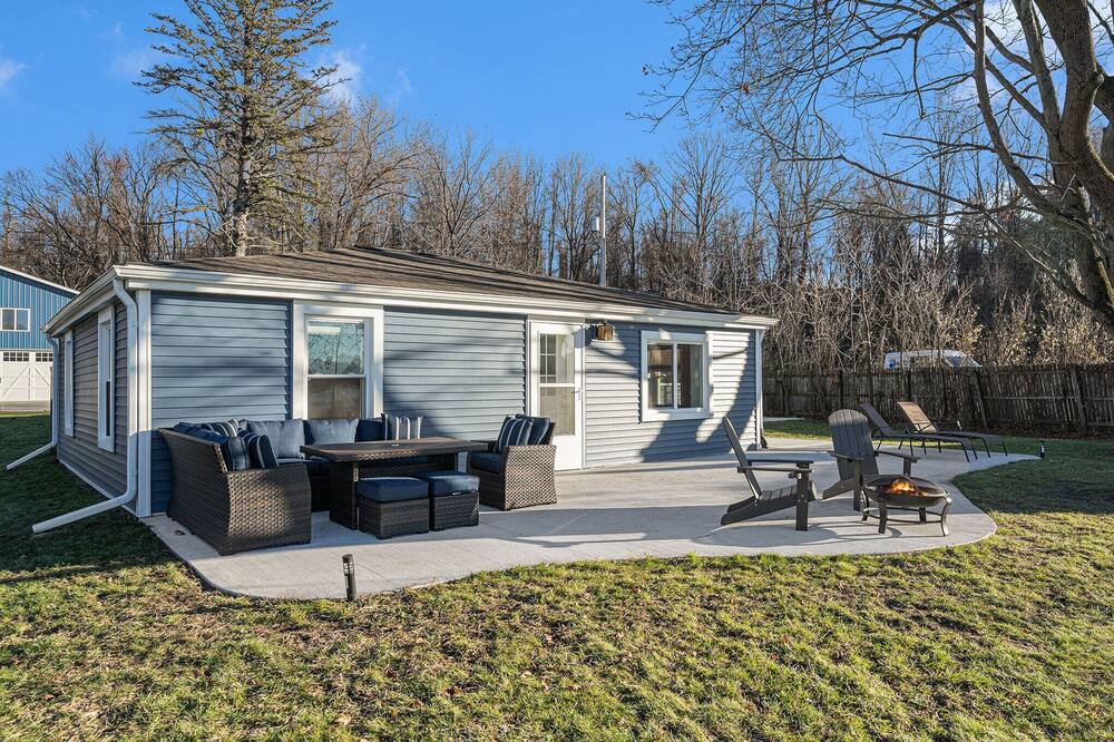 Photo of Outdoor in Hickory Corners