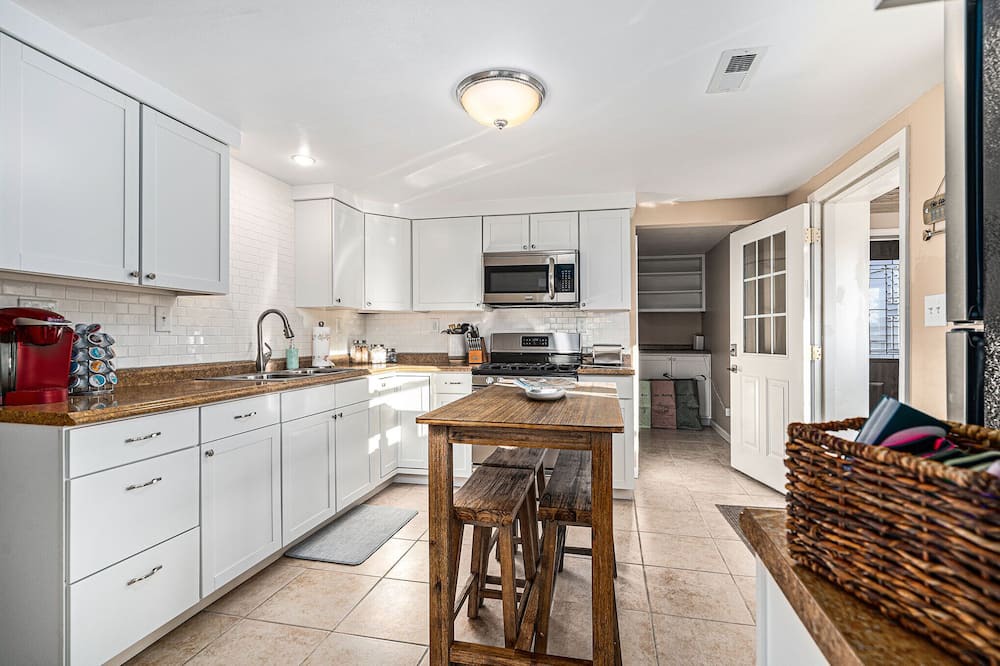 Photo of Kitchen in Hickory Corners