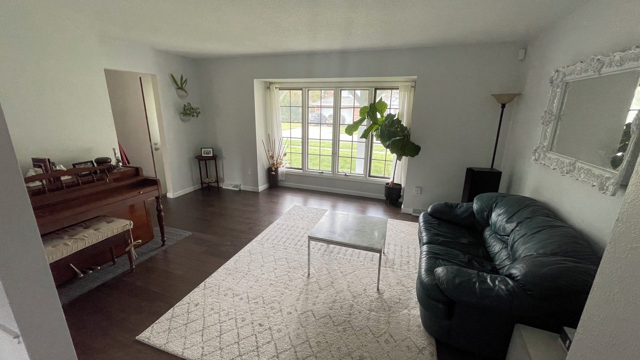 Photo of Livingroom in Sylvania