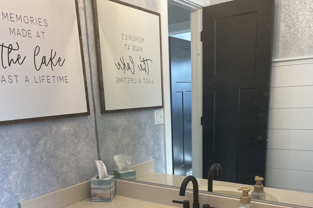 Photo of Bathroom in Enchanted Hills