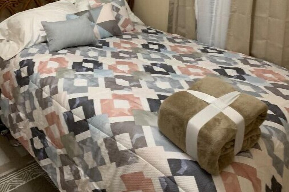 Photo of Bedroom in Whiting