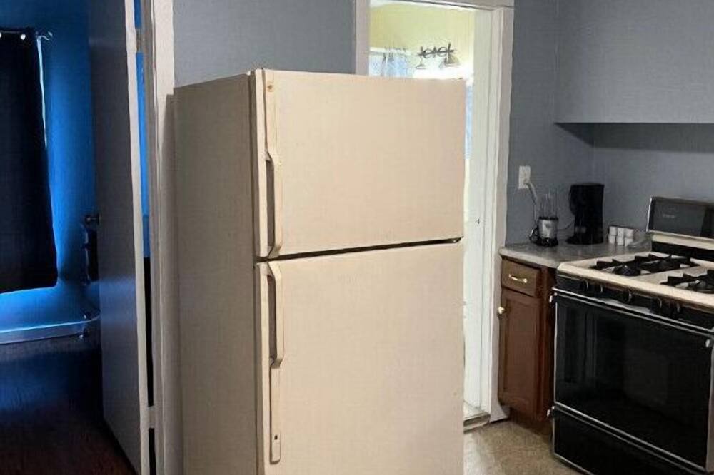 Photo of Kitchen in Whiting