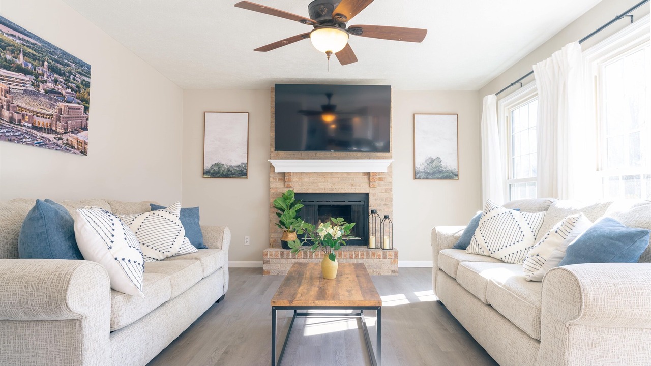 Photo of Livingroom in Granger