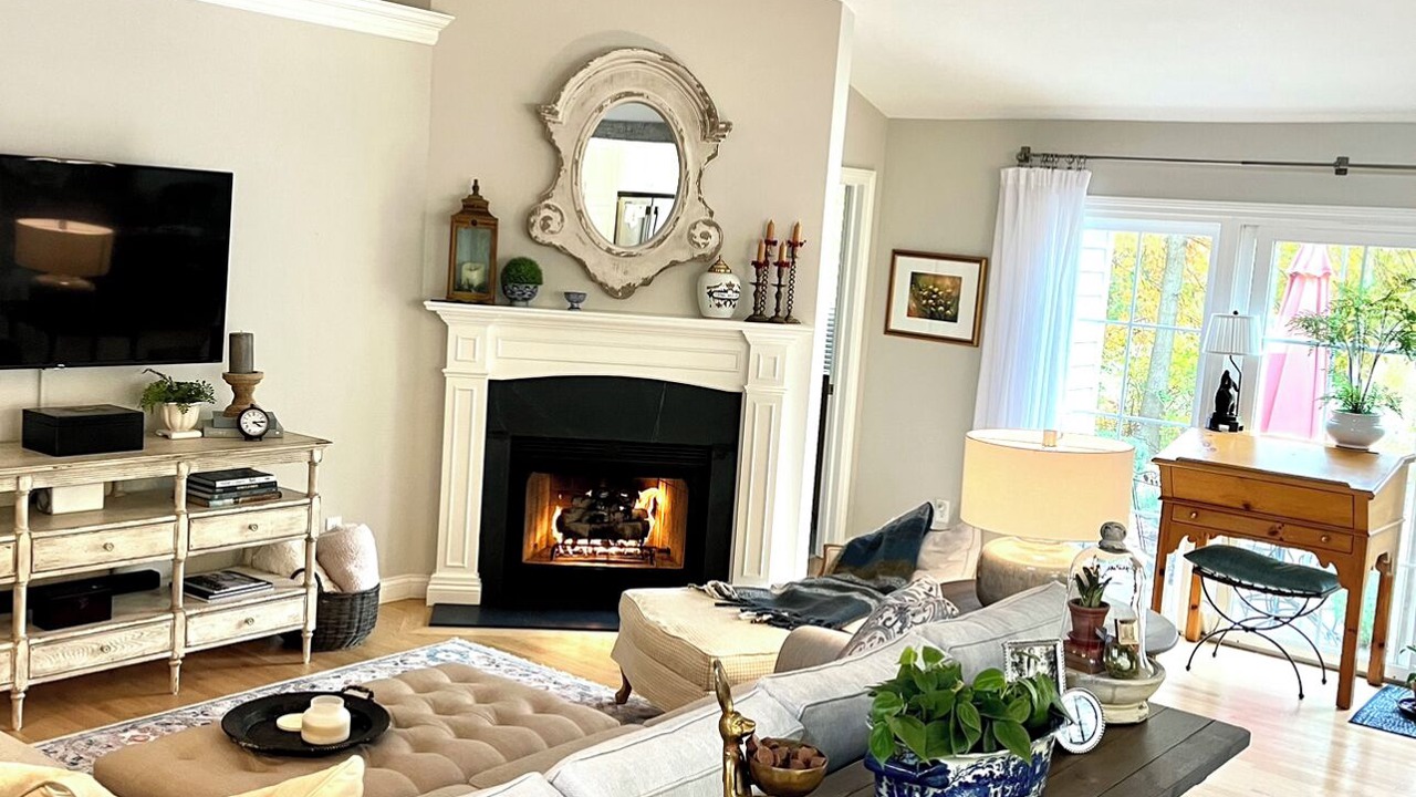 Photo of Livingroom in Mishawaka