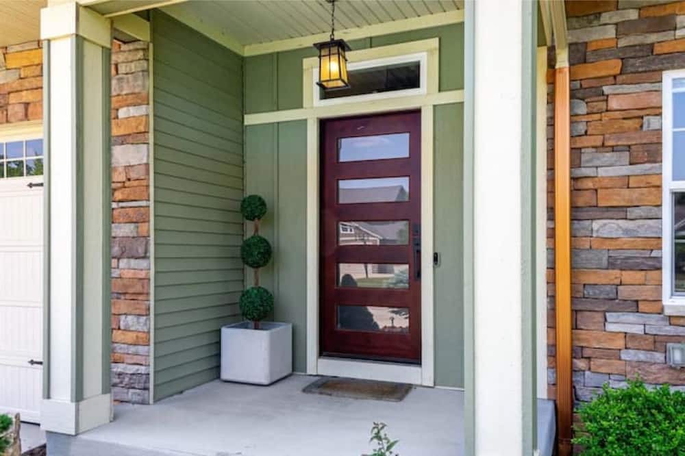 Photo of Outdoor in Burnips
