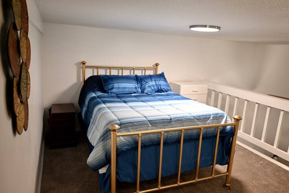 Photo of Bedroom in Buchanan