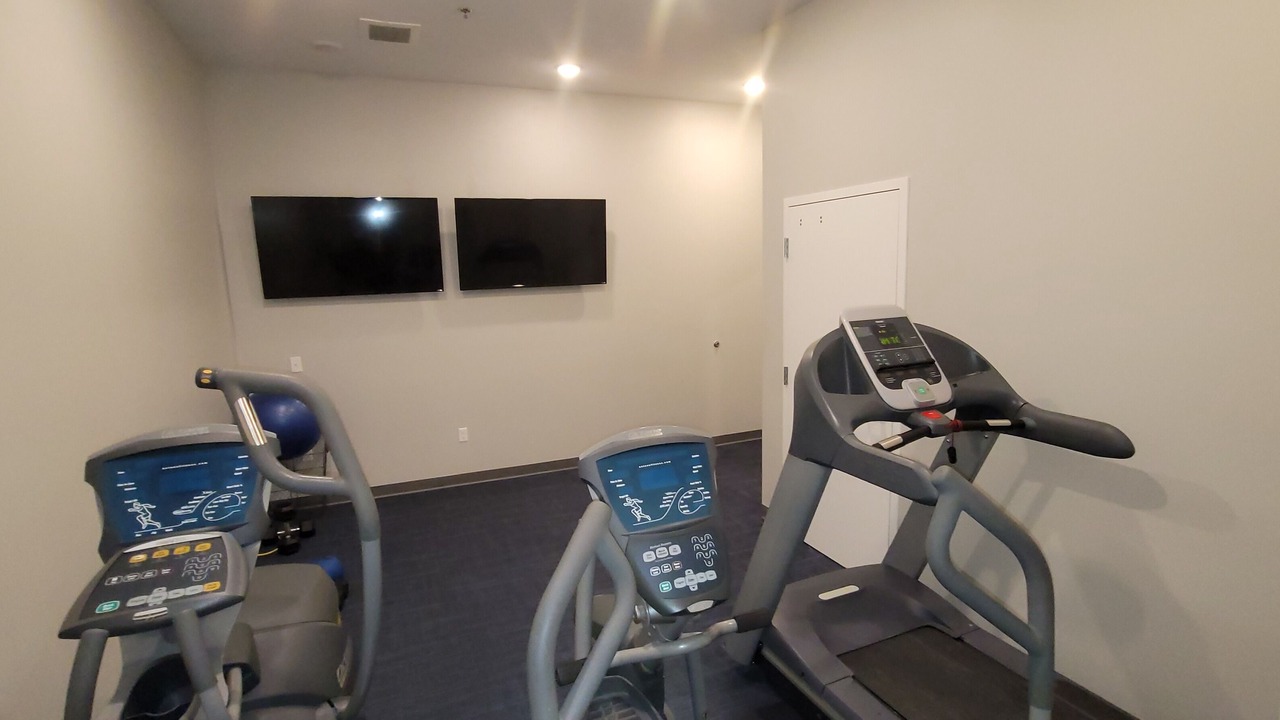 Photo of Livingroom in Downtown