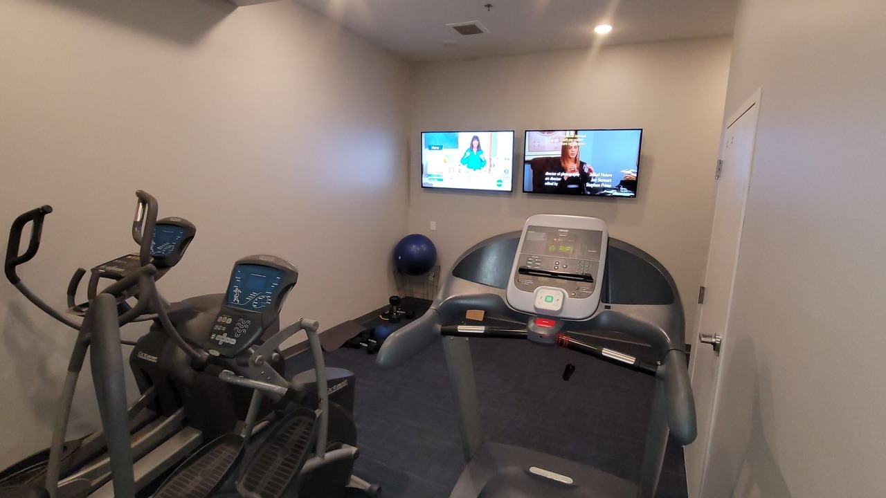 Photo of Livingroom in Downtown