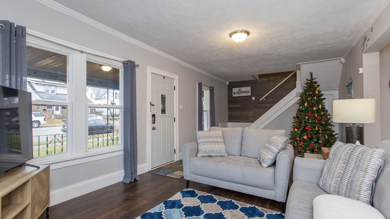Photo of Livingroom in Mishawaka