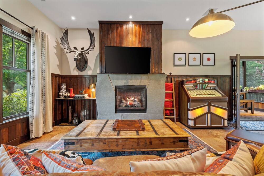 Photo of Livingroom in Harbert