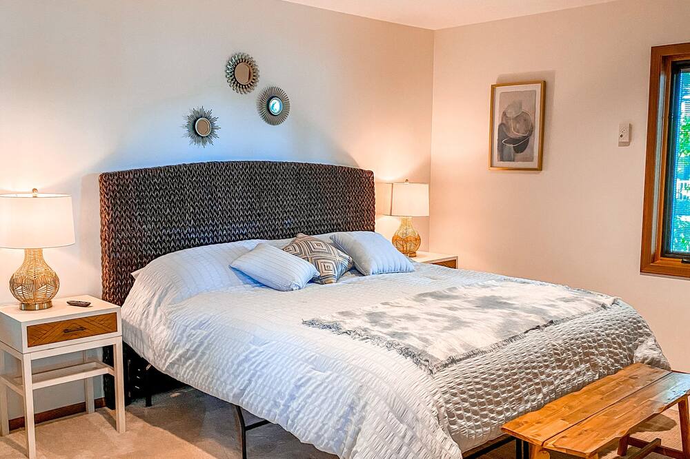 Photo of Bedroom in Winona Lake
