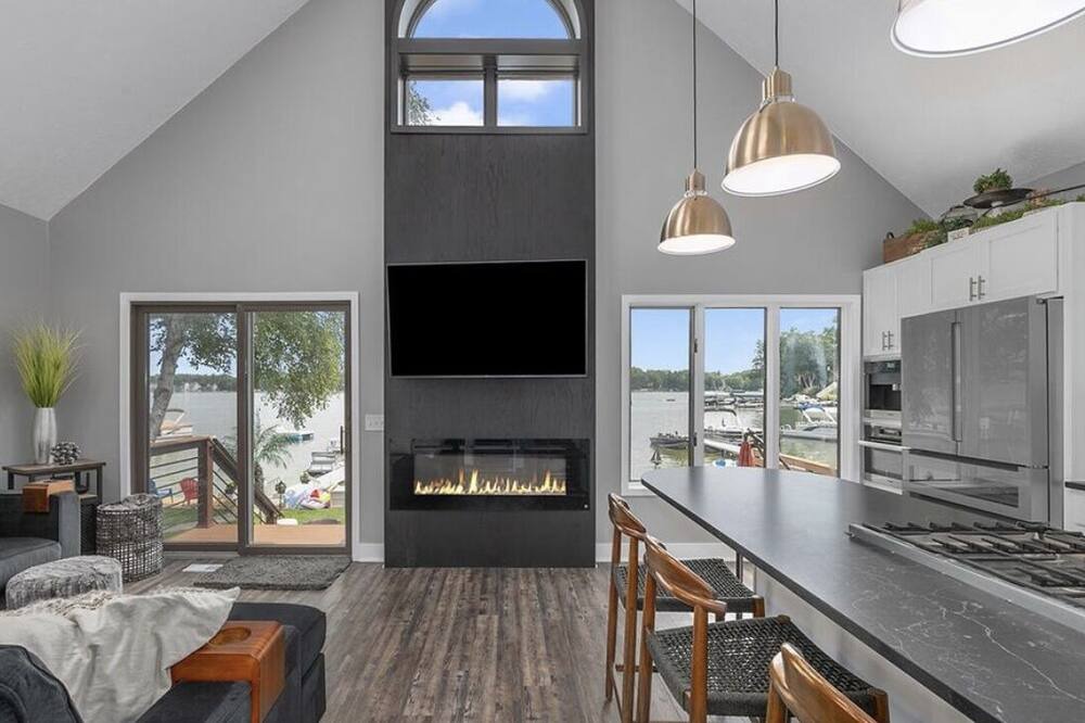 Photo of Livingroom in Rockford